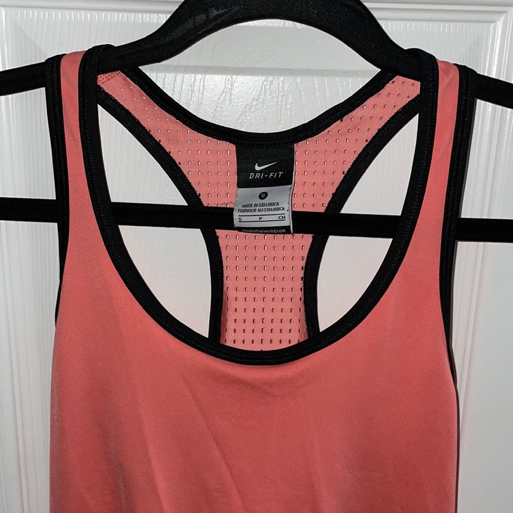 Workout tank